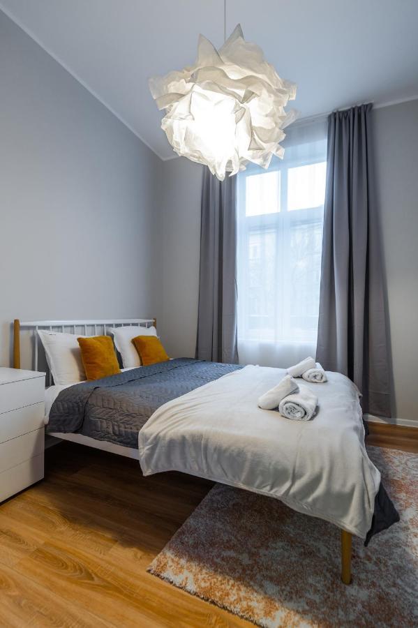 New Black & White - 2Bdr Apartment With Balcony Sofia Buitenkant foto