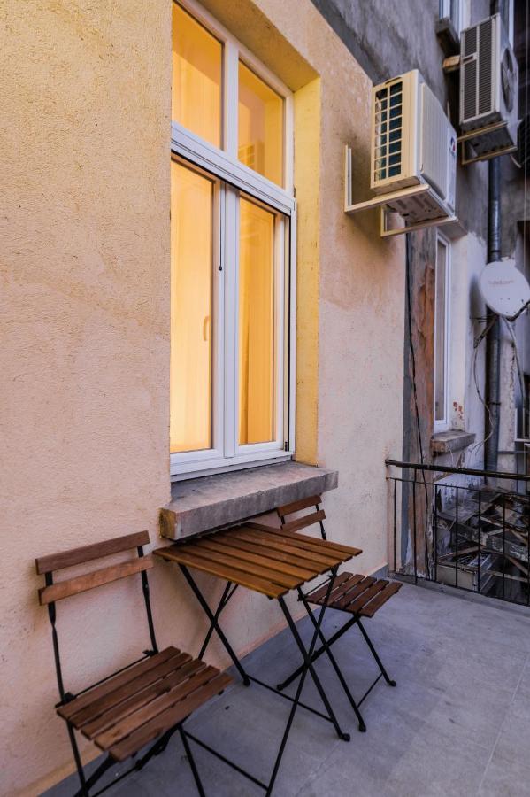 New Black & White - 2Bdr Apartment With Balcony Sofia Buitenkant foto