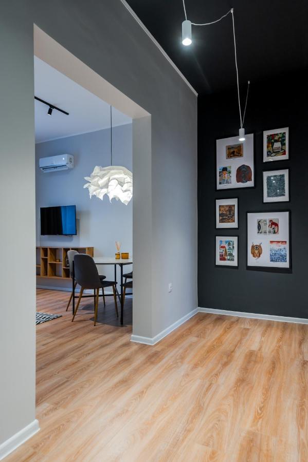 New Black & White - 2Bdr Apartment With Balcony Sofia Buitenkant foto